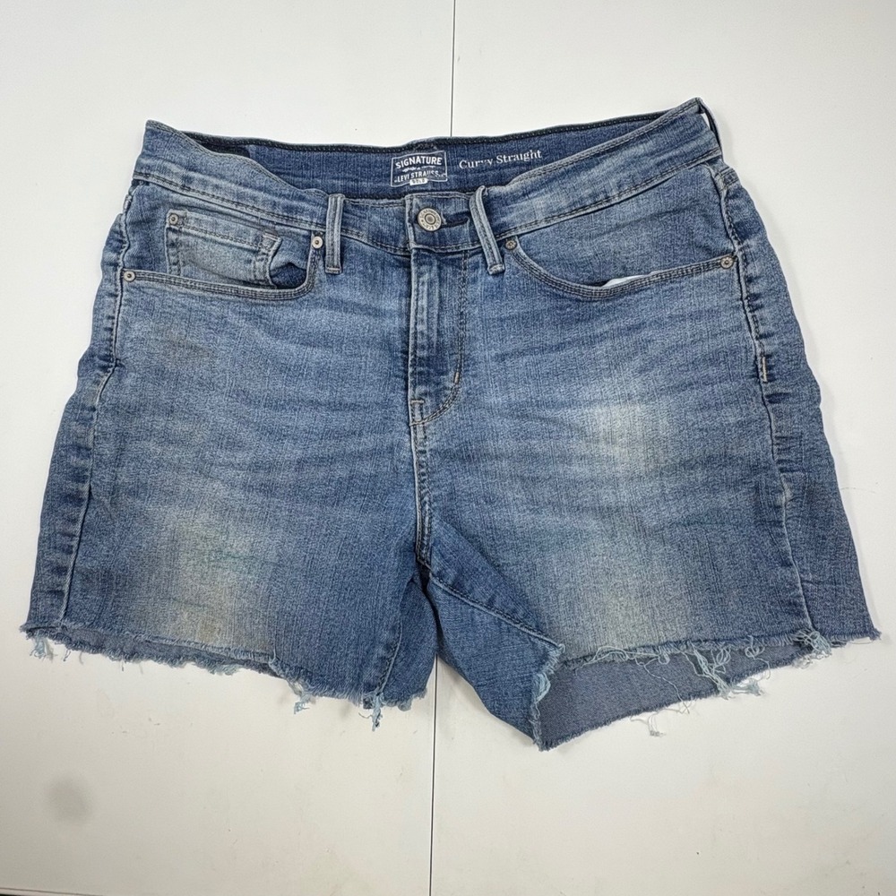 Signature Levi Strauss Gold Label Curvy‎ Straight Denim Shorts Medium Wash Blue